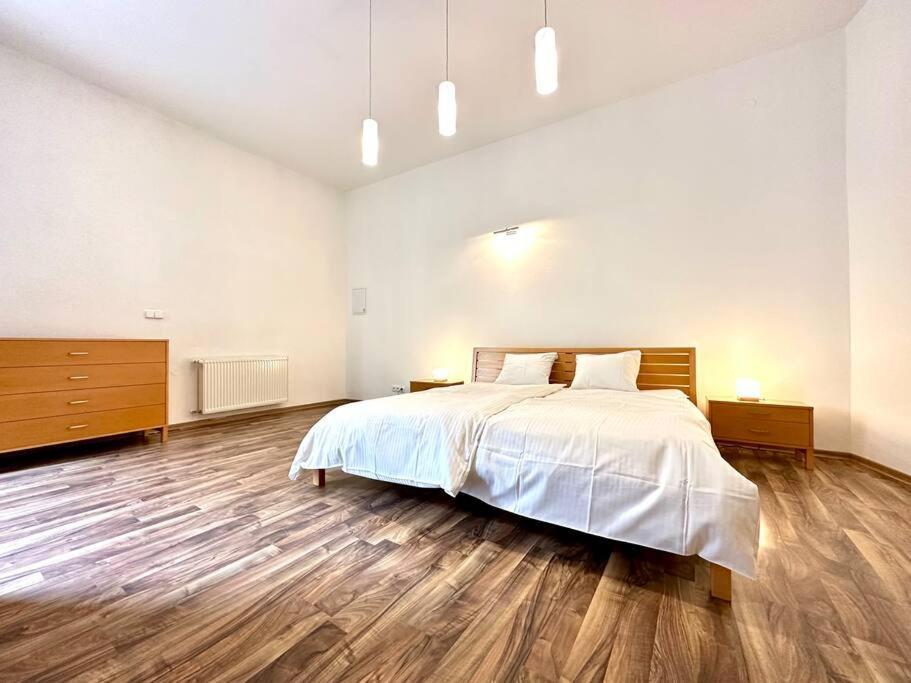 Michalska Residence 2 Bratislava Dış mekan fotoğraf